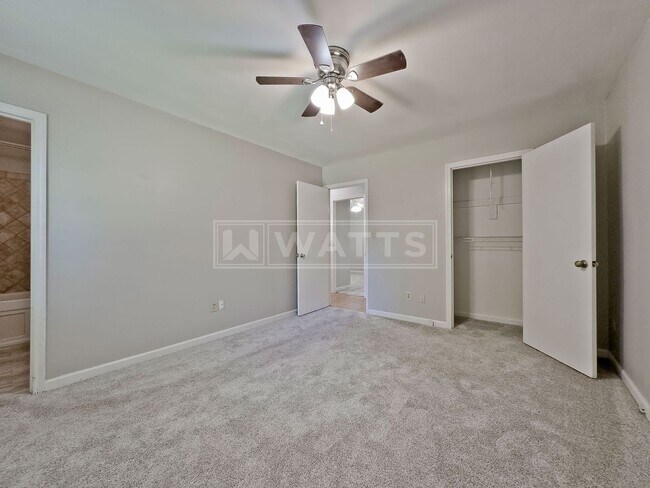 Building Photo - 3803 Crosby Dr