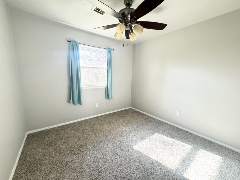 Building Photo - 3208 Marla Ln