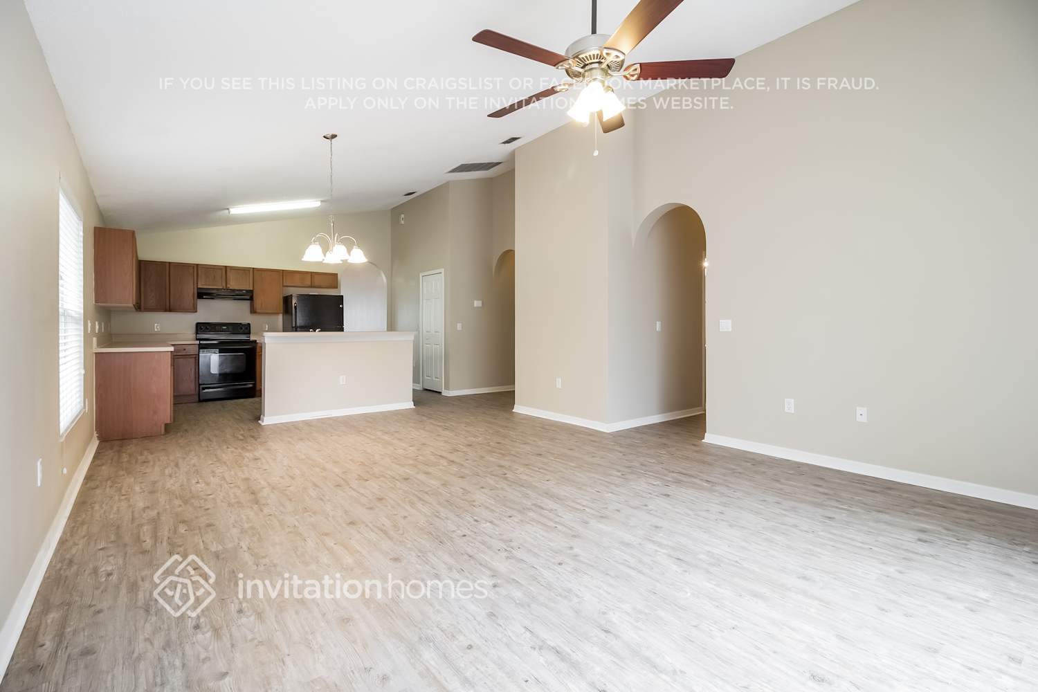 Building Photo - 127 Rose Hill Trail