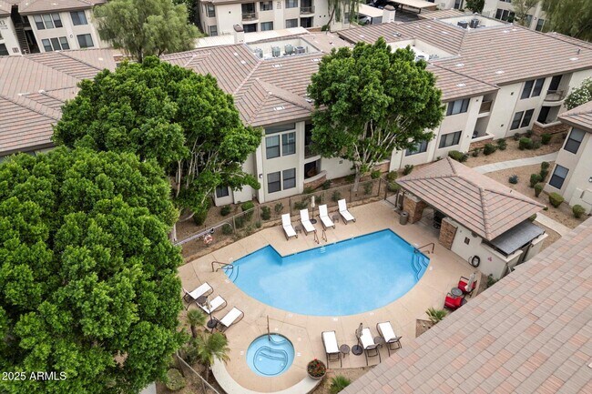 Building Photo - 6900 E Princess Dr