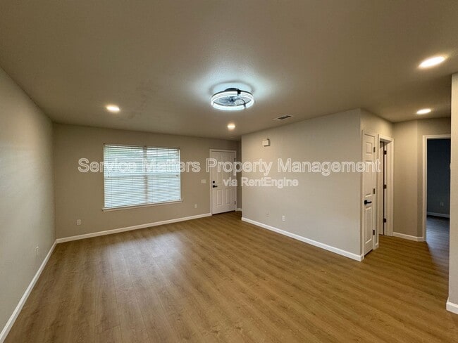Building Photo - 10520 Wilderness Ln