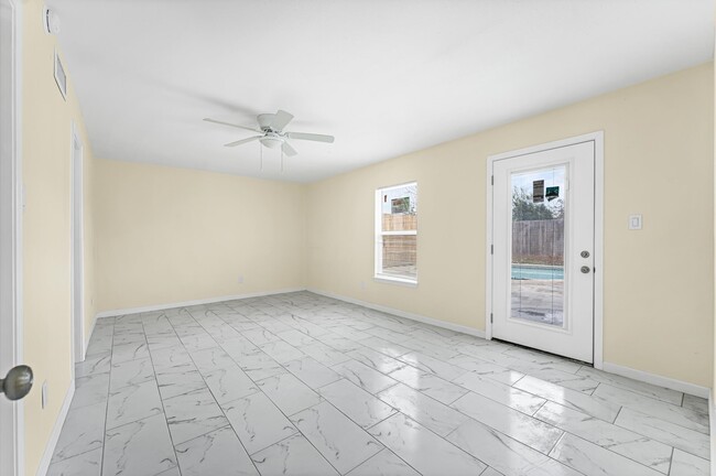 Building Photo - 10531 Spanish Grant Dr