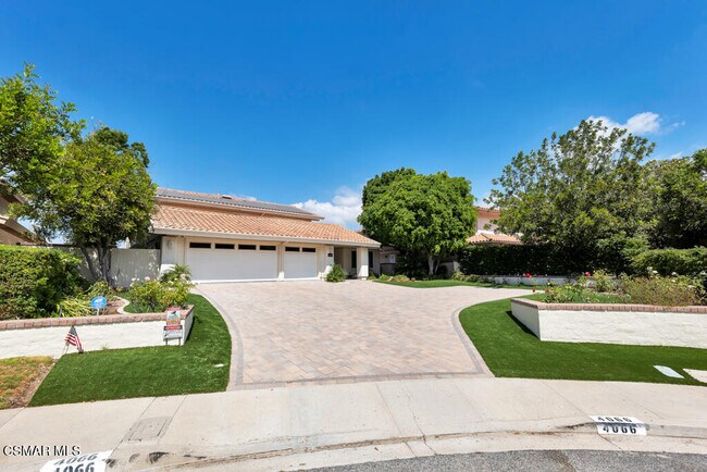 Building Photo - 4066 Calle Del Sol