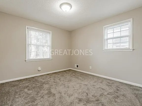 Building Photo - 4527 Robney Dr