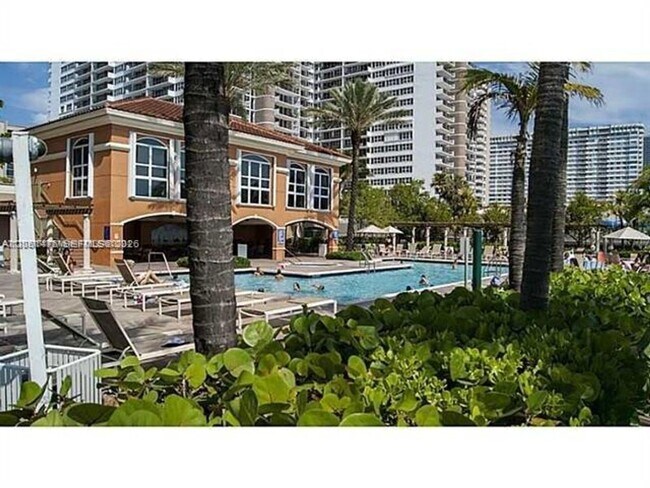 Building Photo - 2080 S Ocean Dr