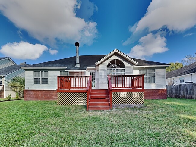 Building Photo - 170 Belle Grove Cir