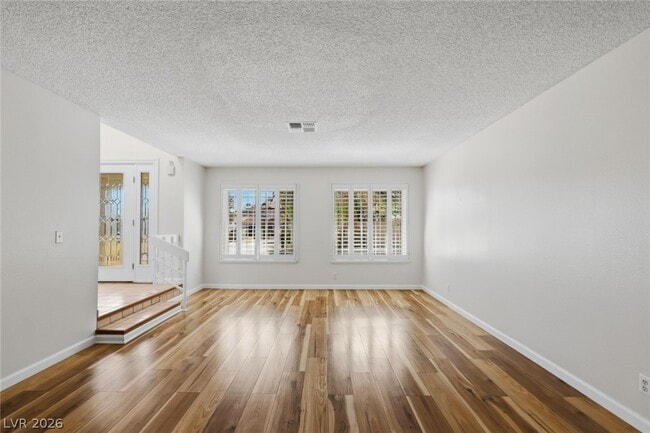 Building Photo - 3321 Basque St