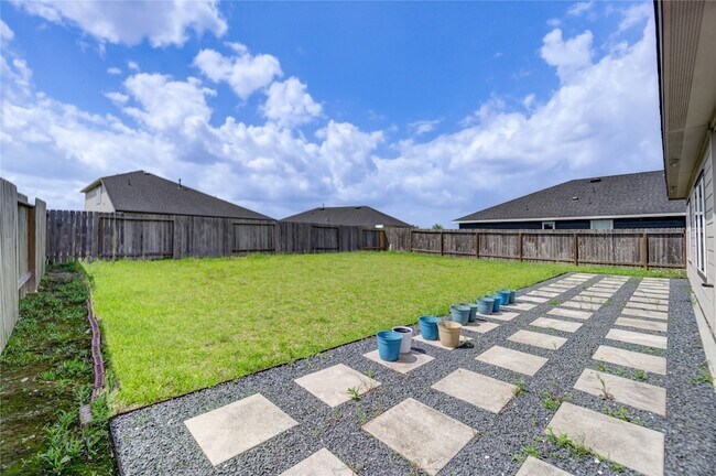 Building Photo - 7319 Sunset Crk Dr