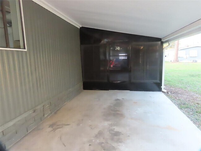 Building Photo - 1077 Quail Dr