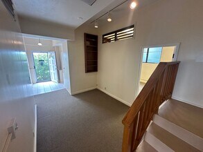 Building Photo - Charming Wilhelmina Rise Home with Stunnin...