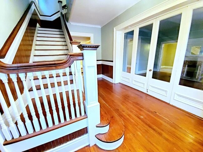 Building Photo - 1841 Ohio Ave