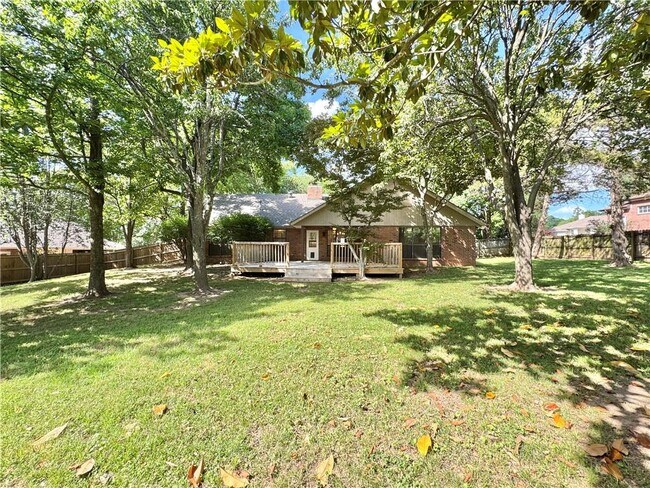 Building Photo - 2911 Wright Pl