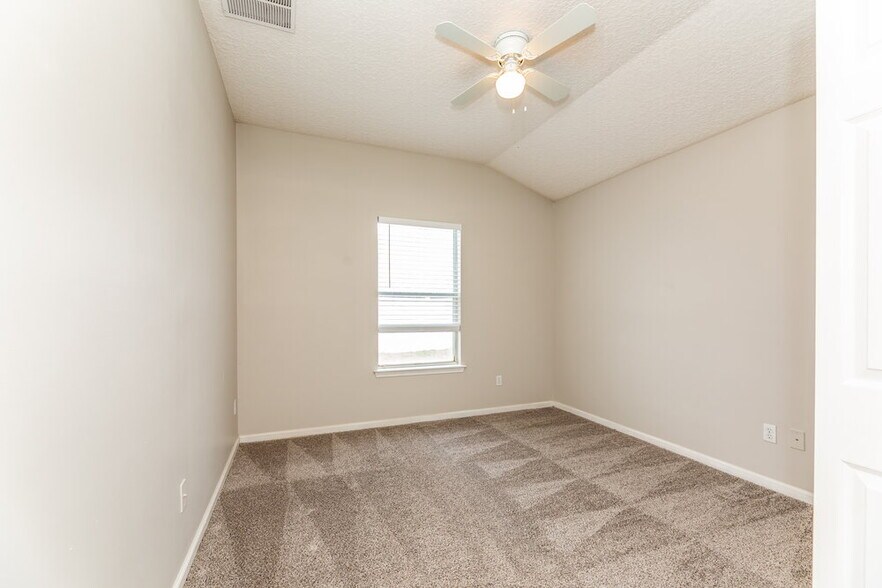 Building Photo - 233 Bell Branch Ln