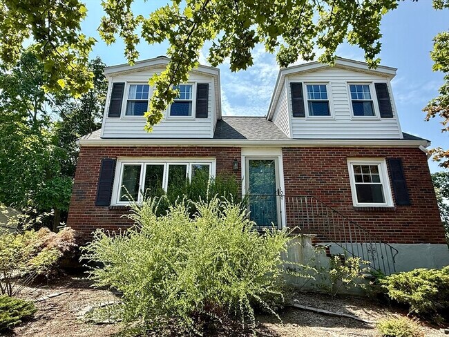 Building Photo - 100 Stimson St