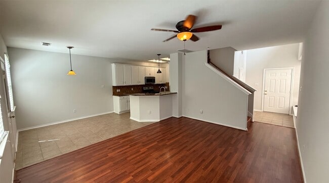 Building Photo - 35 Ledgestone Pl