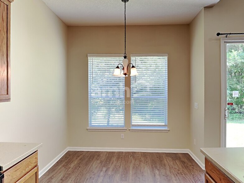 Building Photo - 6830 Morse Oaks Dr