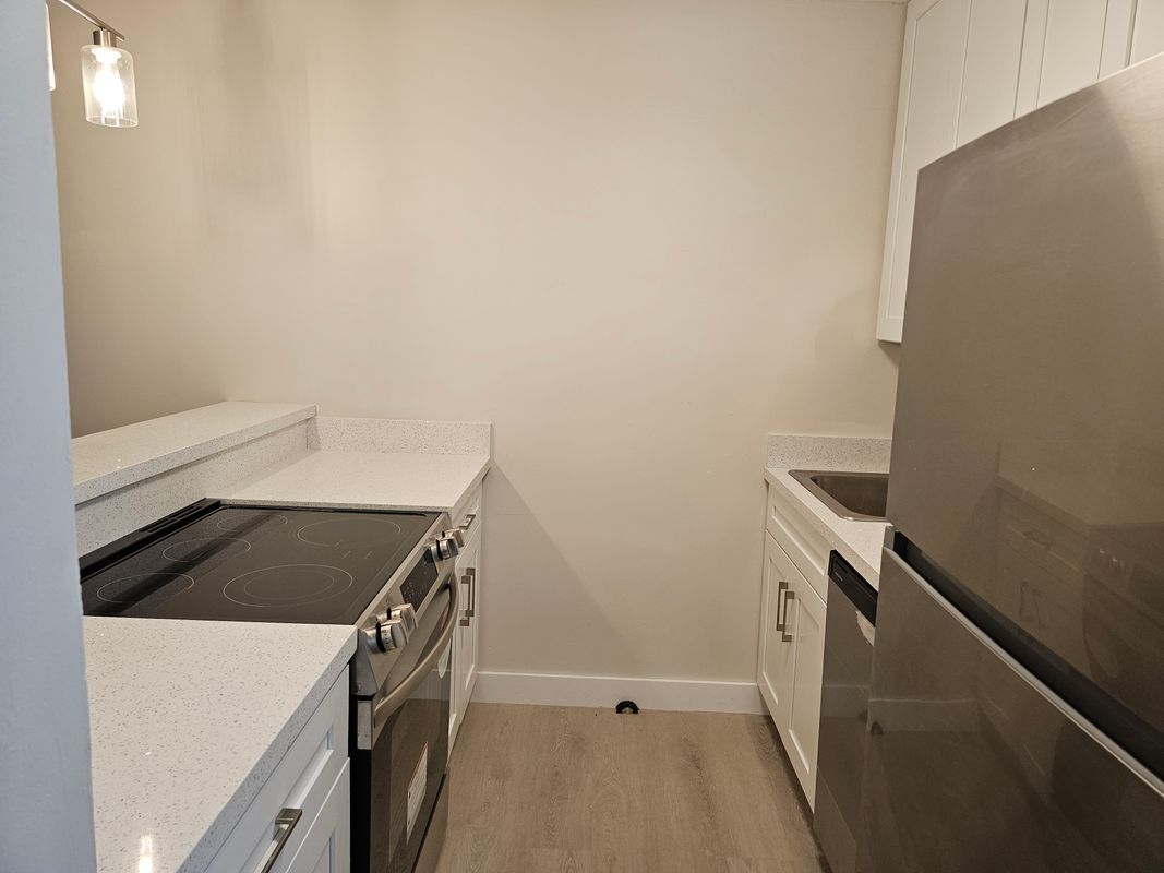 Building Photo - 5821 Washington St