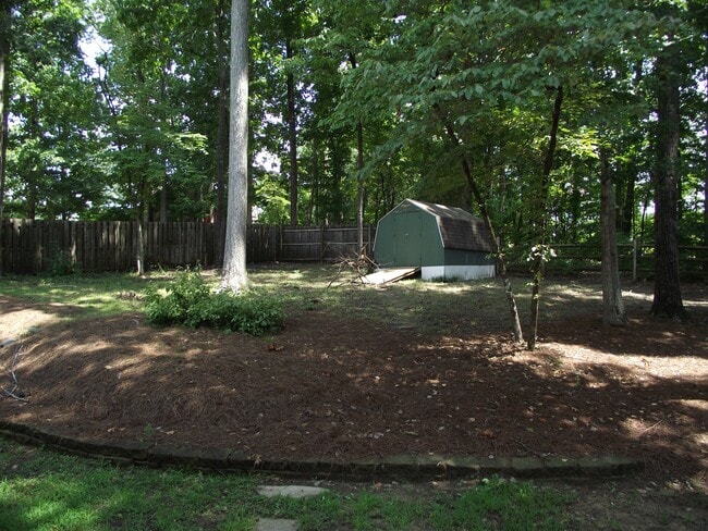 Building Photo - 1205 Driftway Point Rd