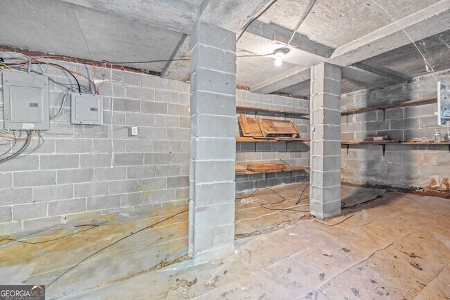 Building Photo - 4041 Fincher Dr