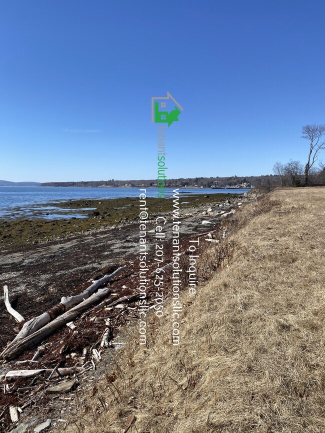 Building Photo - 19 Navy St