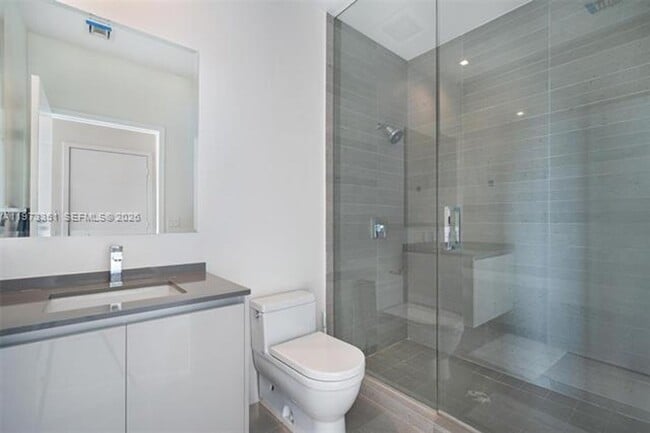 Building Photo - 88 SW 7th St