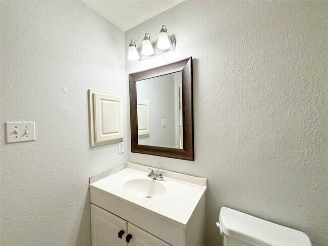 Building Photo - 6023 Indian Creek