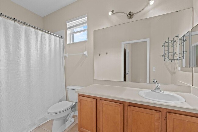 Building Photo - 10325 Manderley Way
