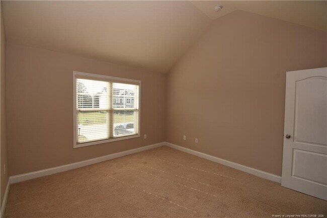 Building Photo - 148 S Prince Henry Way
