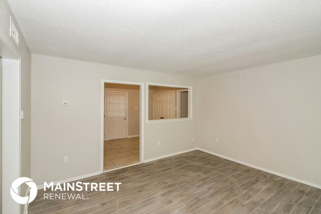 Building Photo - 5403 Clinchport Cir