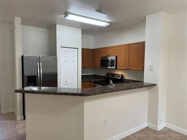Building Photo - 1721 SW 81st Terrace