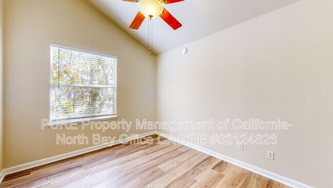 Building Photo - 1220 Hidden Creek Pl