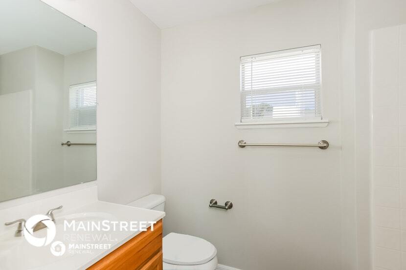 Building Photo - 933 Carver Rd SE