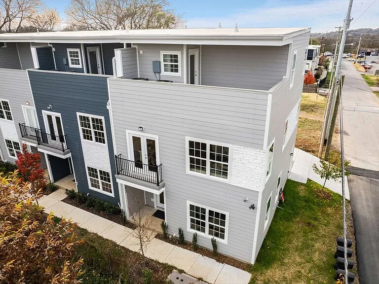 Building Photo - 192 Duke St