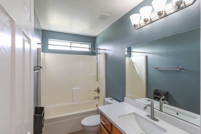 Building Photo - Beautifully Updated 3 Bedroom, Single Story North Las Vegas Home In Gated Community