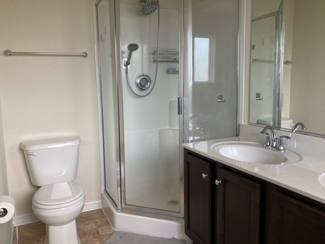 Master Bathroom - 2204 Mallard Landing Dr