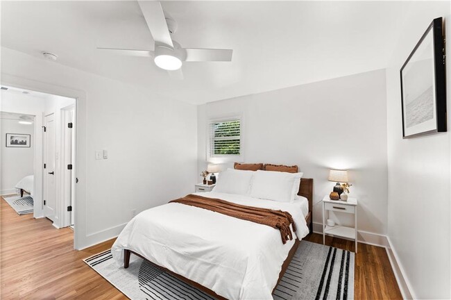 Building Photo - 500 Collier Ridge Dr NW