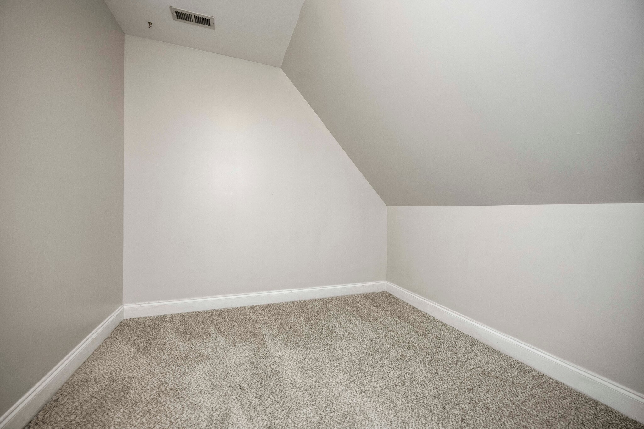 Second Floor Reading Nook off of 2nd Family Room - 393 Hays Blvd