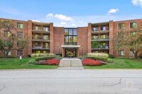 Building Photo - 1615 E Central Rd