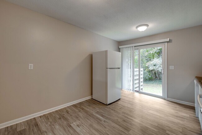 Building Photo - 3814 Cherwood Ln