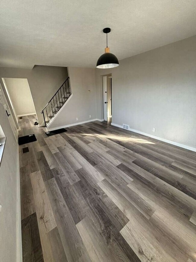 Building Photo - Charming 3BR House in Monessen