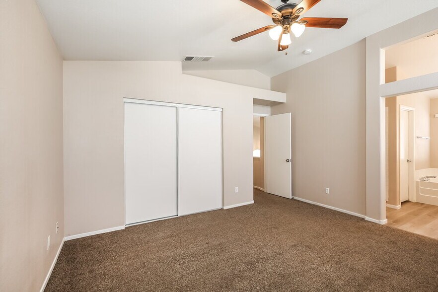 Building Photo - 1842 Falling Tree Ave