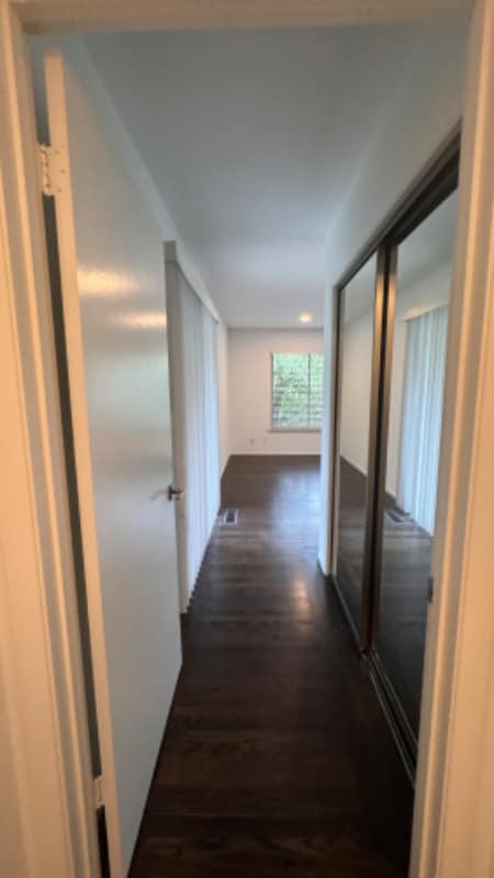 Building Photo - 30 Warmwood Way