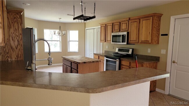 Building Photo - 3981 W Firewood Loop