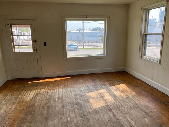 Building Photo - 3 Bed 1 Bath Single Family Home in Wausau ...