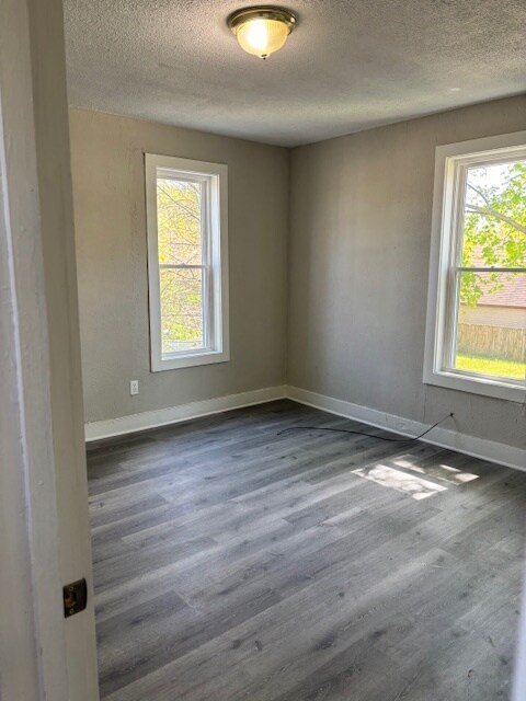 Building Photo - 2199 E 74th St