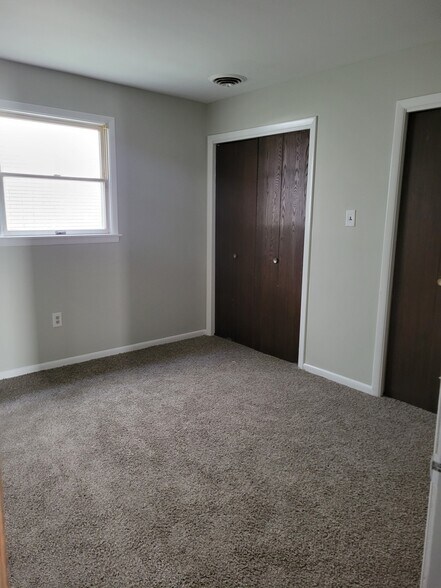 Building Photo - 4822 Kutztown Rd