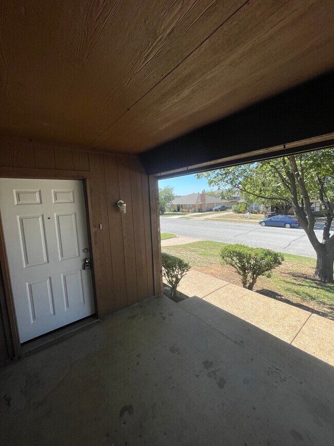 Building Photo - 7036 Crosstimbers Ln