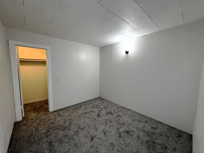 Building Photo - 840 10th St