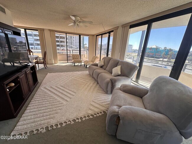 Building Photo - 2900 N Atlantic Ave