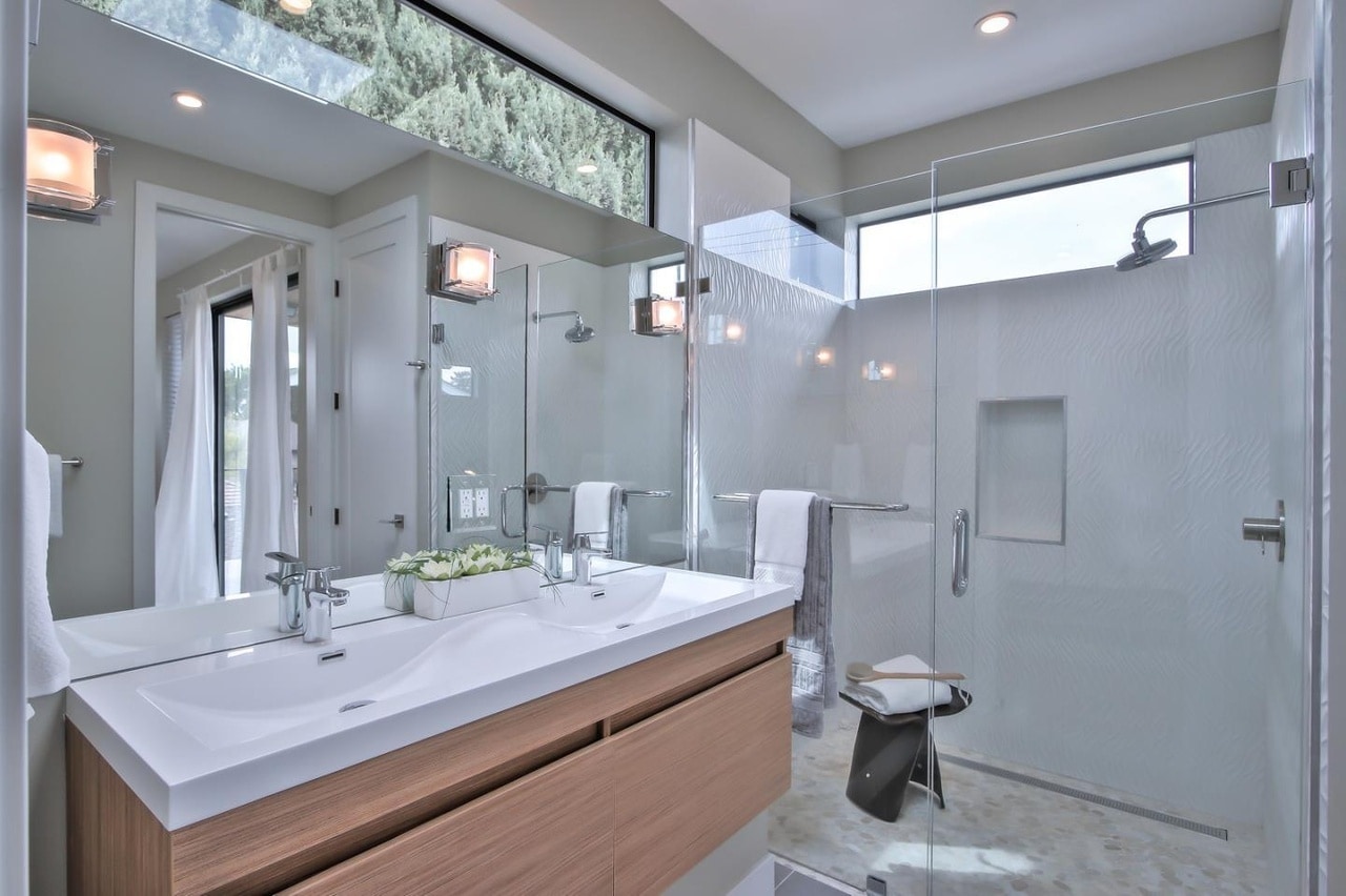 master restroom - 363 Beemer Ave